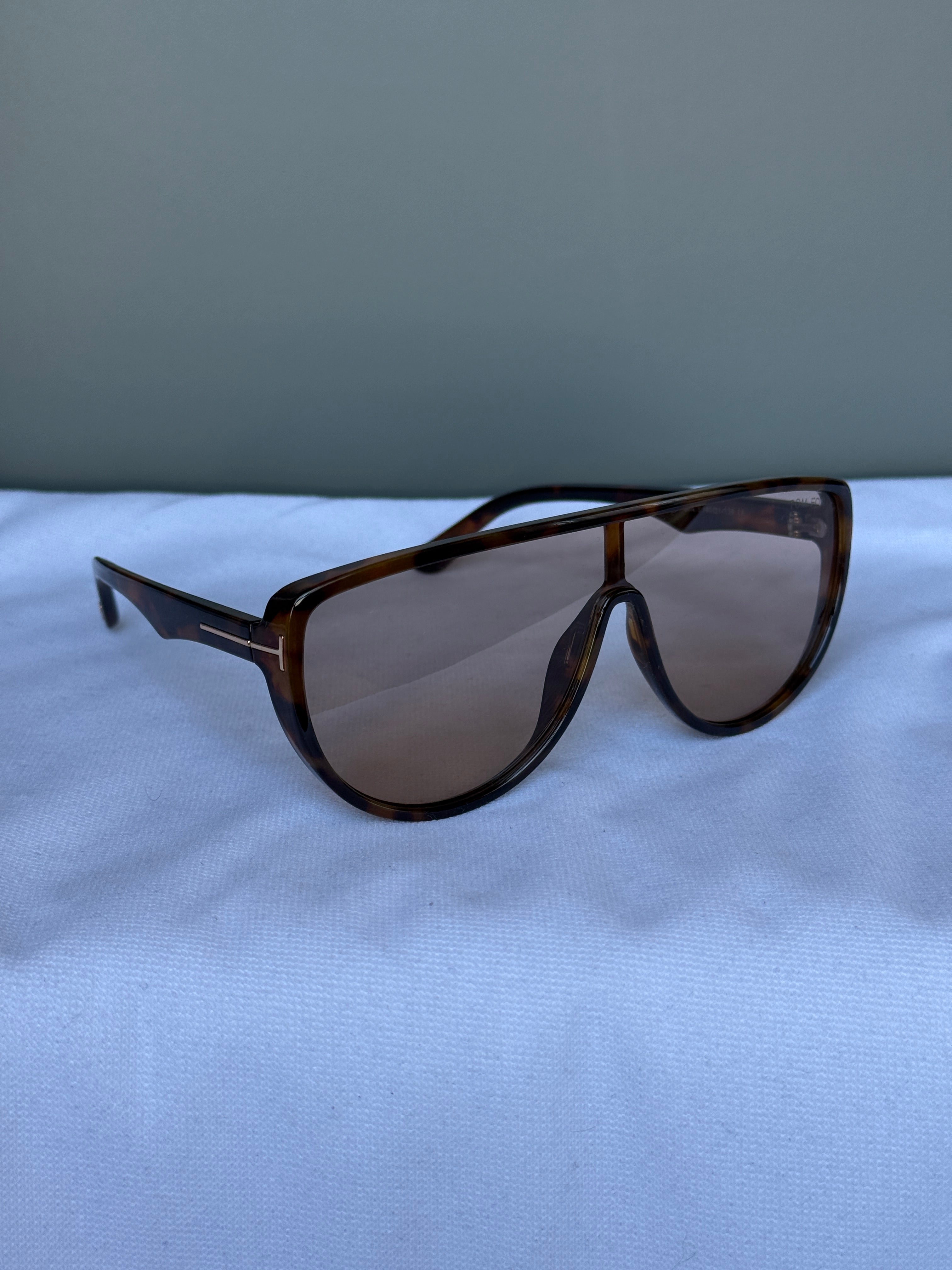 Tom Ford Shield Oversized Parlak Siyah Güneş Gözlüğü