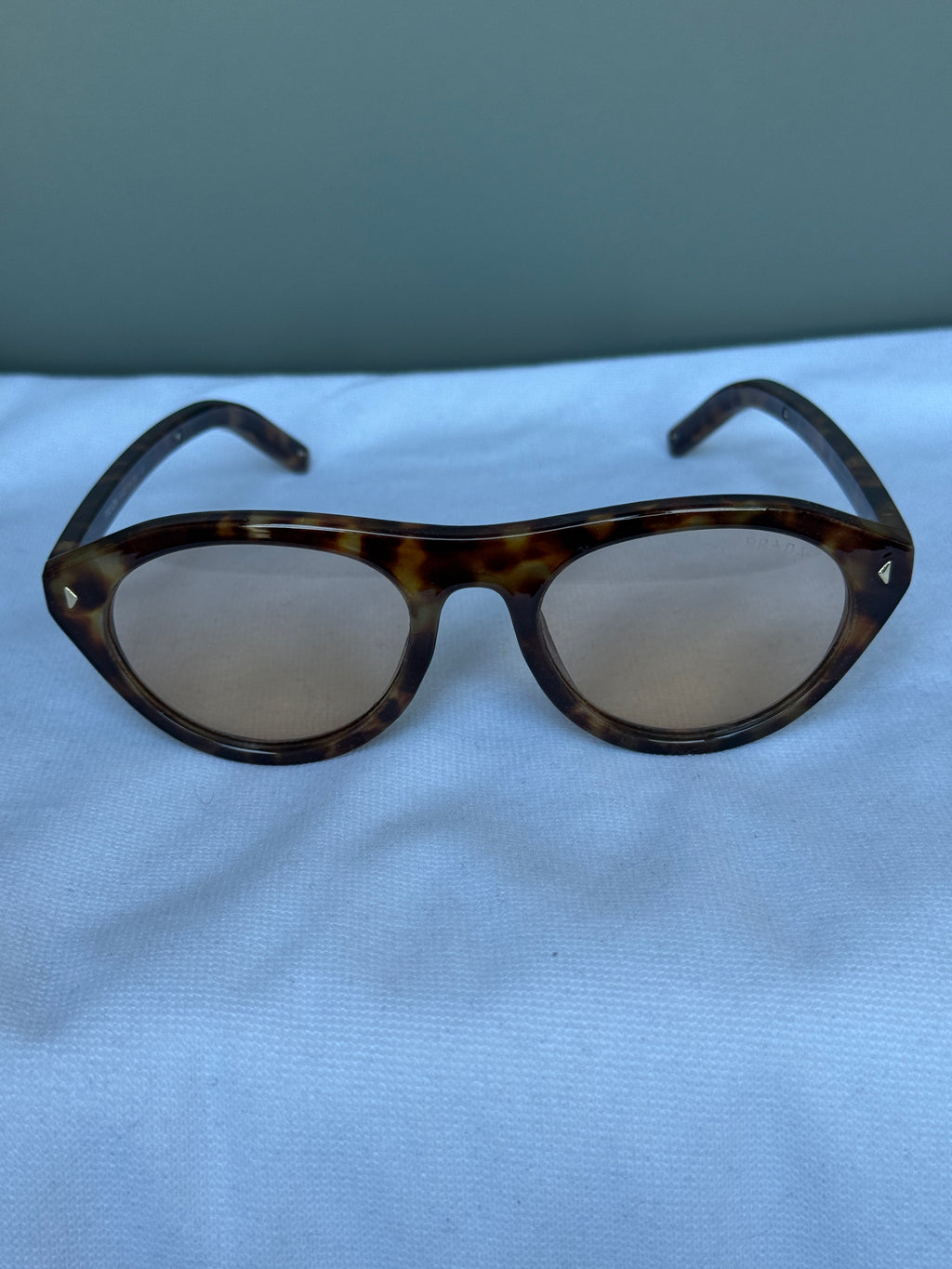 Prada Heritage Round Tortoise & Peach Güneş Gözlüğü
