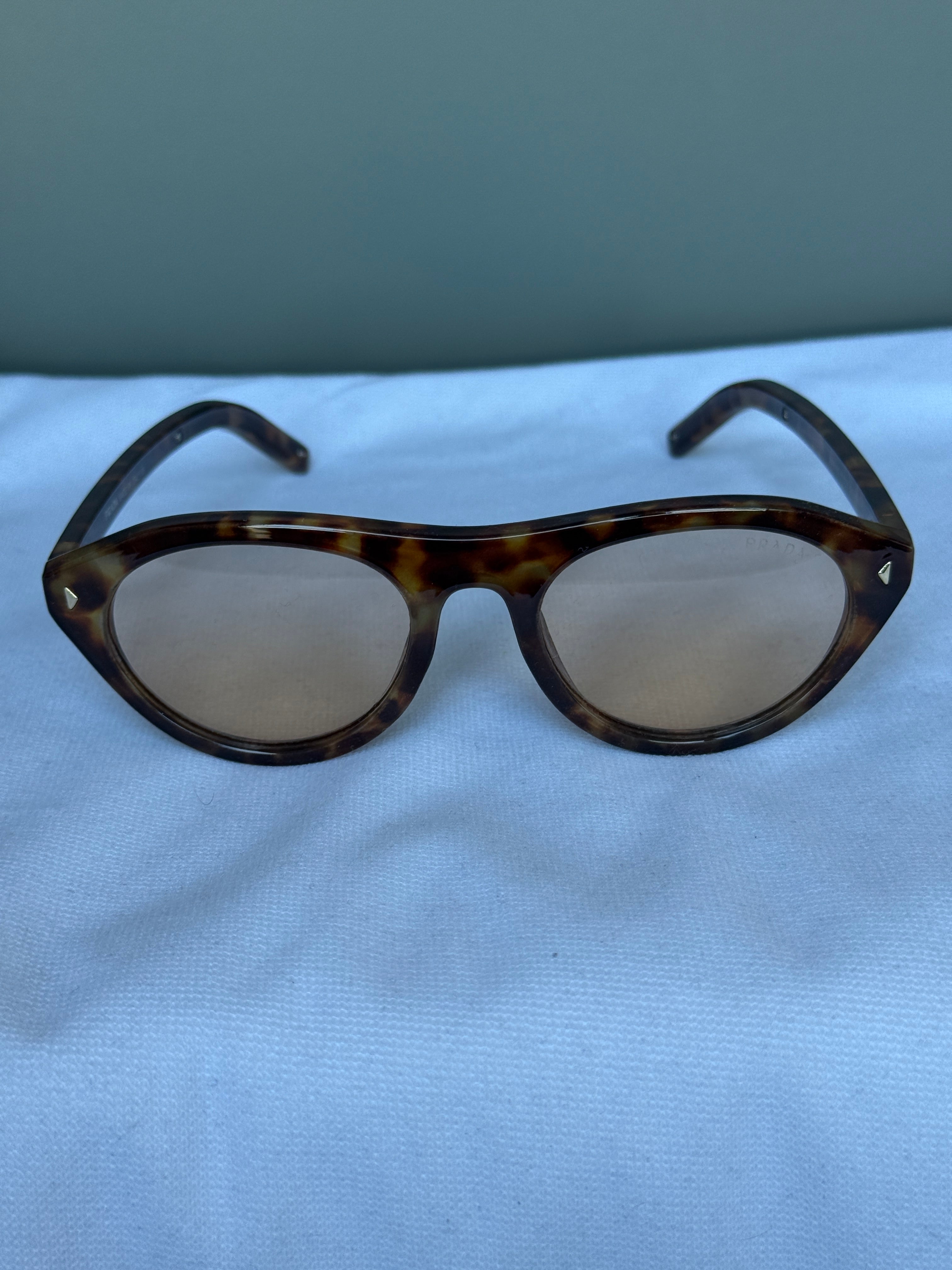 Prada Heritage Round Tortoise & Peach Güneş Gözlüğü