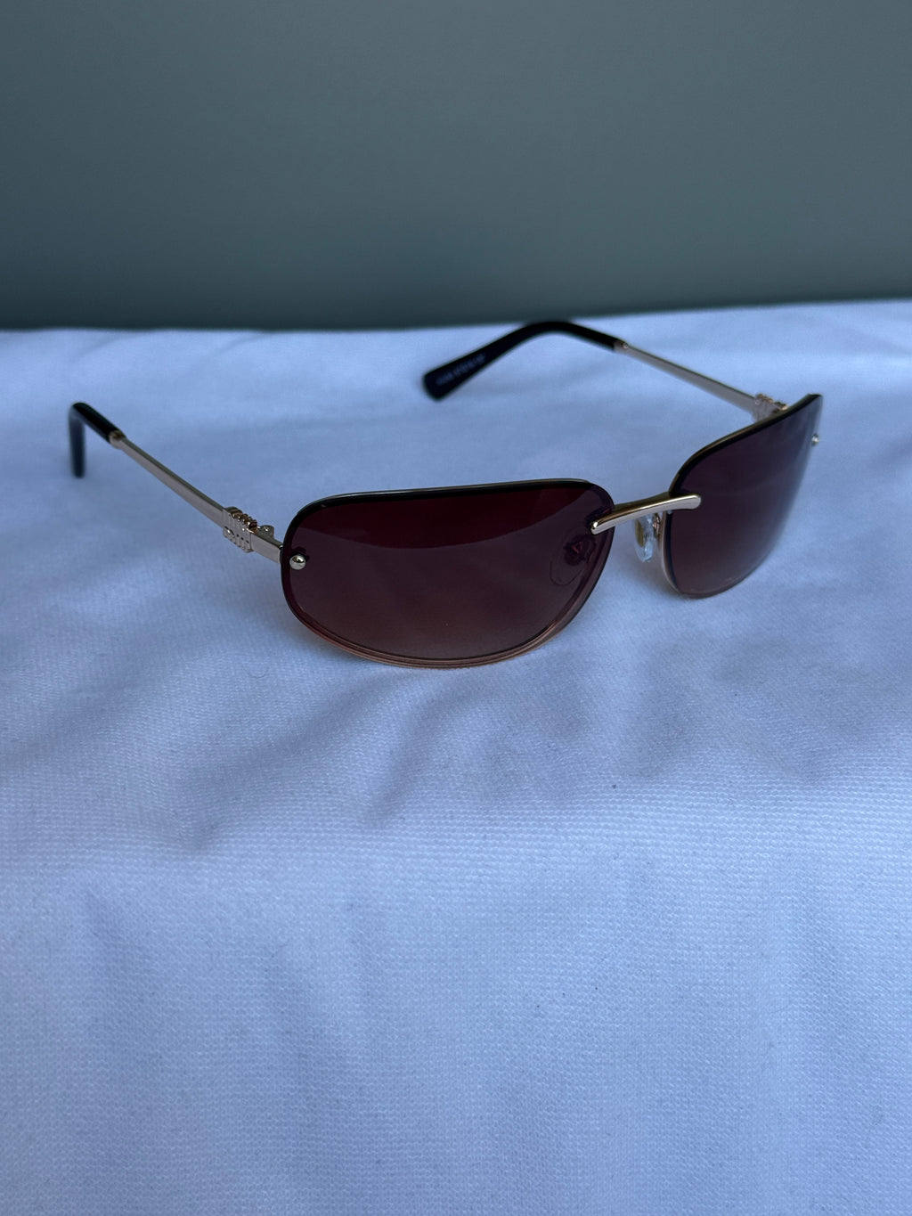 Miu Miu Rimless Avant-Garde Pembe Güneş Gözlüğü