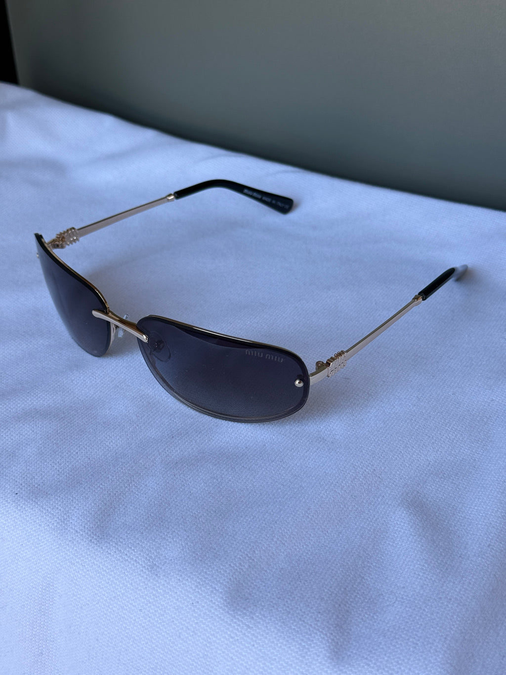 Miu Miu Rimless Avant-Garde Pembe Güneş Gözlüğü