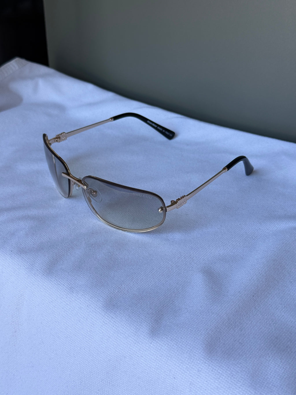 Miu Miu Rimless Avant-Garde Pembe Güneş Gözlüğü
