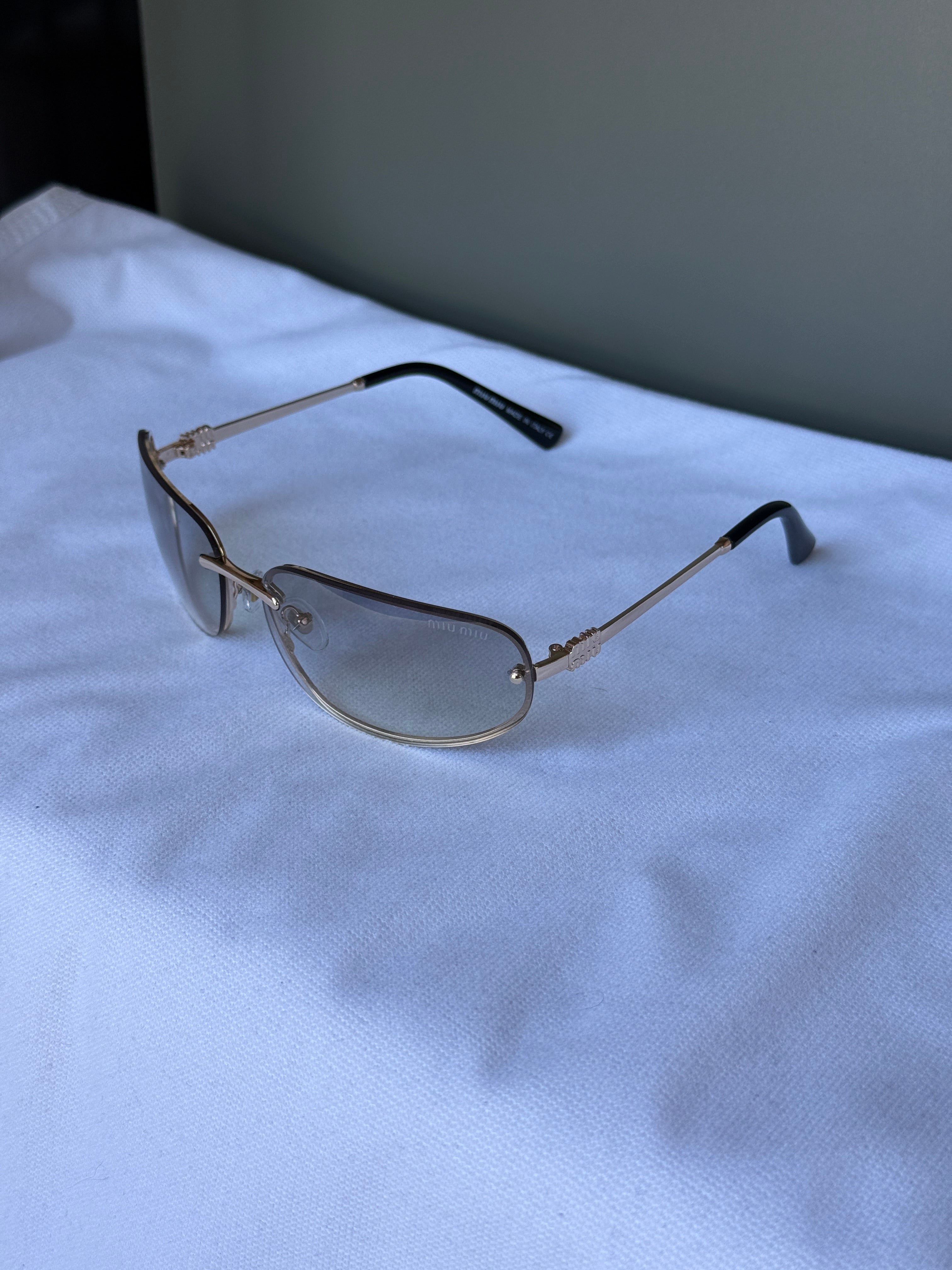 Miu Miu Rimless Avant-Garde Pembe Güneş Gözlüğü
