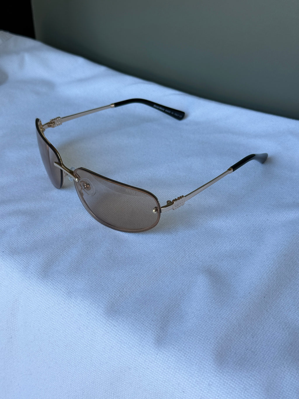Miu Miu Rimless Avant-Garde Pembe Güneş Gözlüğü