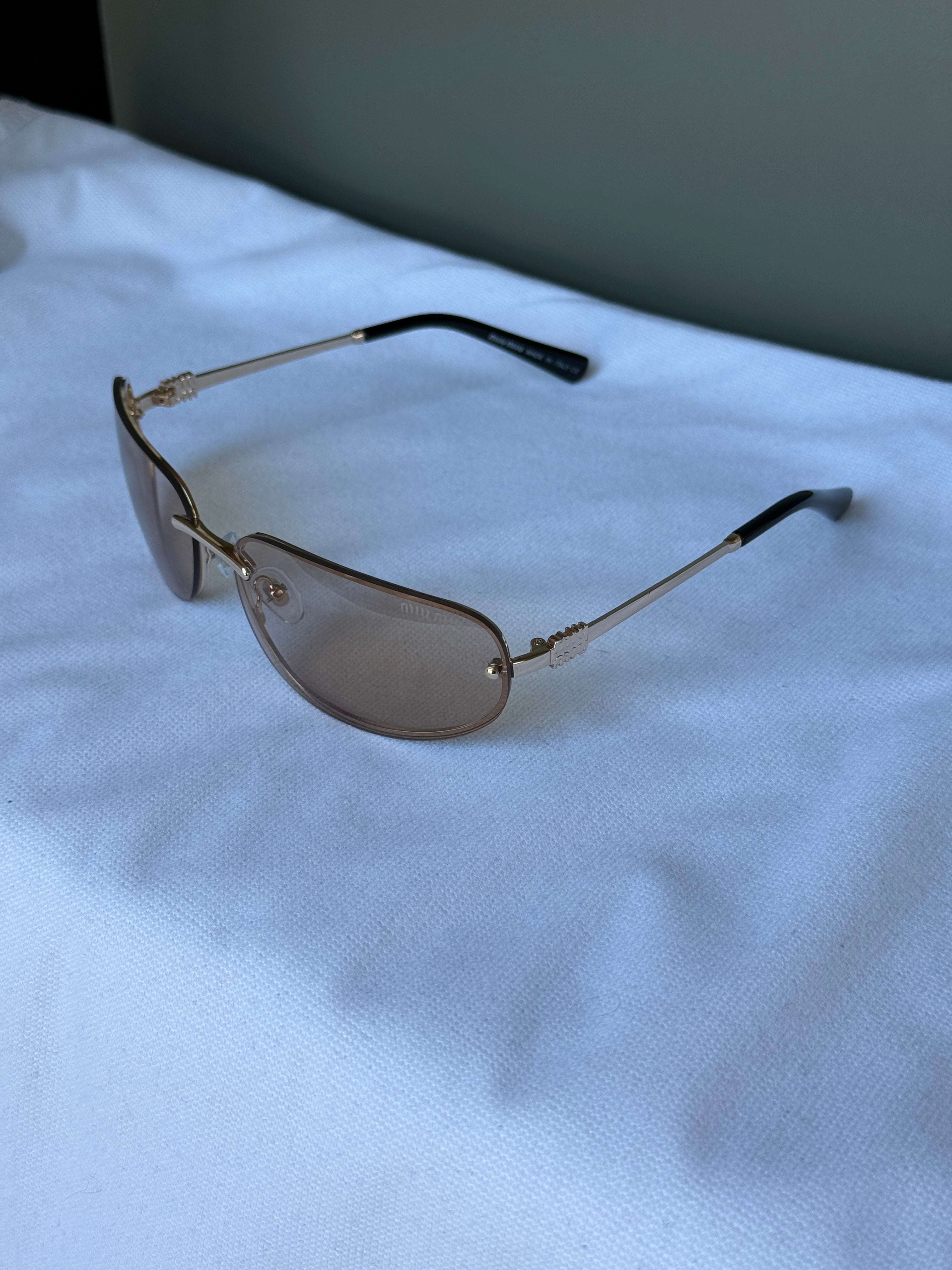 Miu Miu Rimless Avant-Garde Pembe Güneş Gözlüğü
