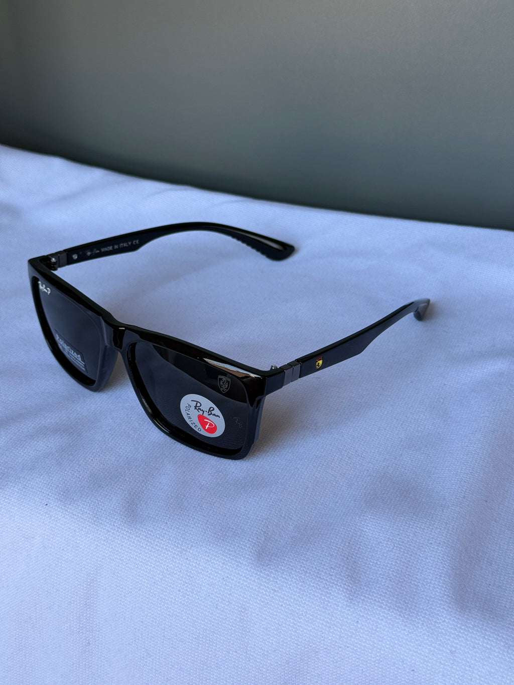 Ray-Ban x Scuderia Ferrari Square Polarize Güneş Gözlüğü